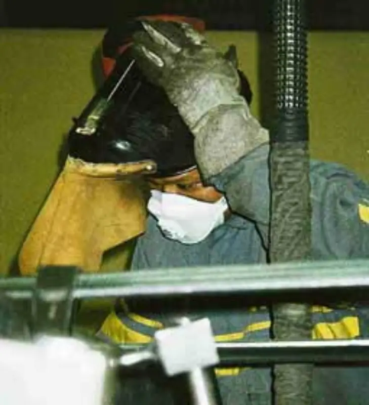 3M VOUWMASKER P3V 9332+ 1 3M VOUWMASKER P3V 9332+